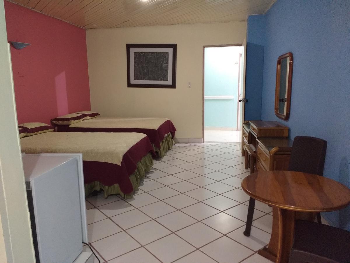 Apartahotel Miramar San Andres  Exterior photo