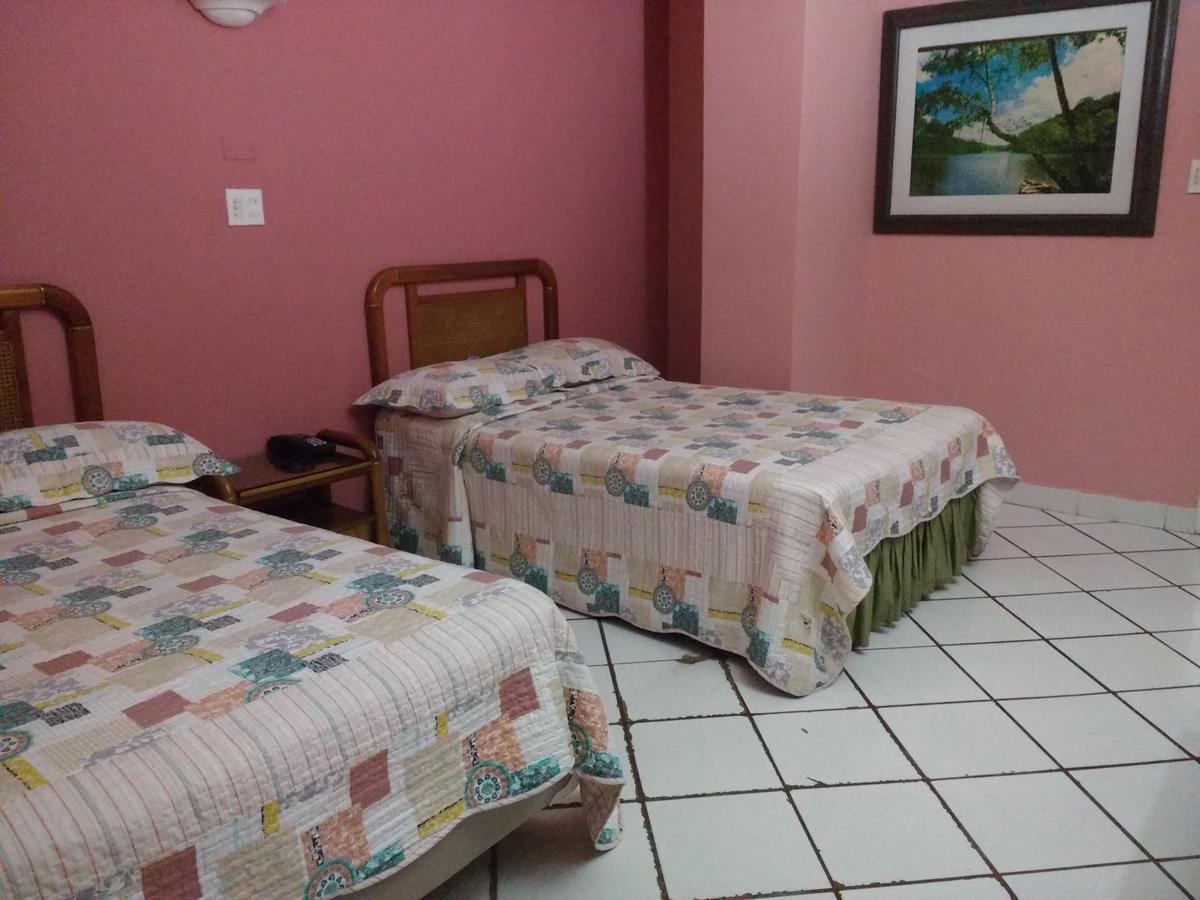 Apartahotel Miramar San Andres  Exterior photo